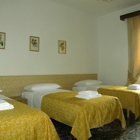 Compass B&B เวโรนา ภายนอก รูปภาพ